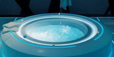 Báñate en aguas cibernéticas gracias al jacuzzi inspirado en Tron