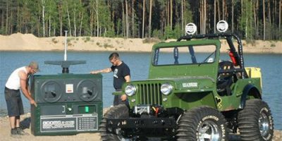 Un auténtico jeep que funciona a control remoto