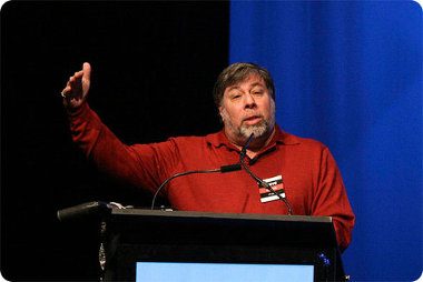 Snowden: ¿héroe o traidor? Gates y Wozniak opinan al respecto